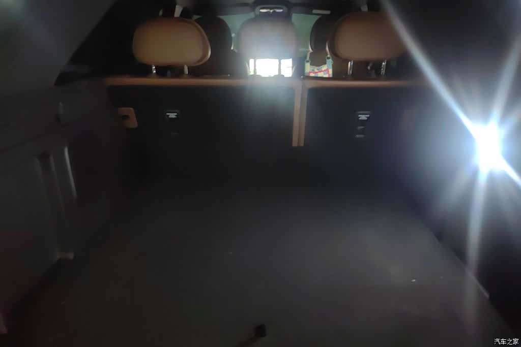 Chery Tiggo 9, 2026 4