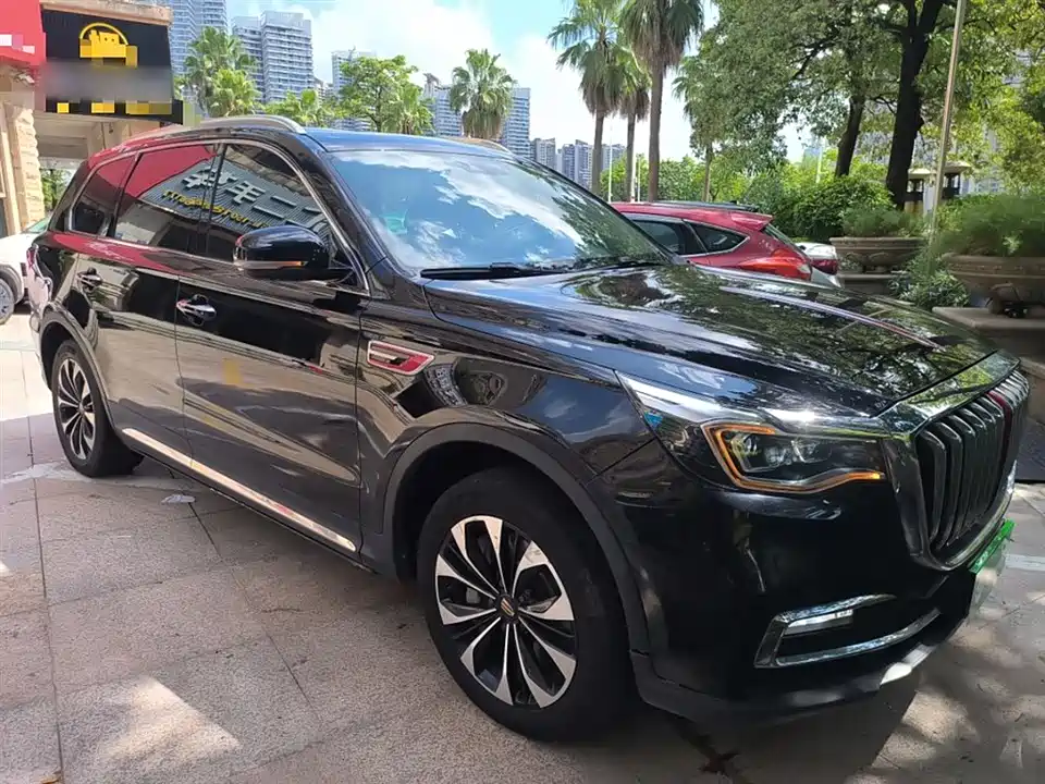 Hongqi HS7