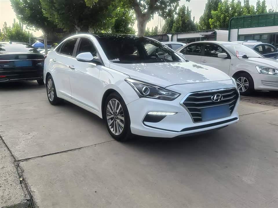 Hyundai Name picture