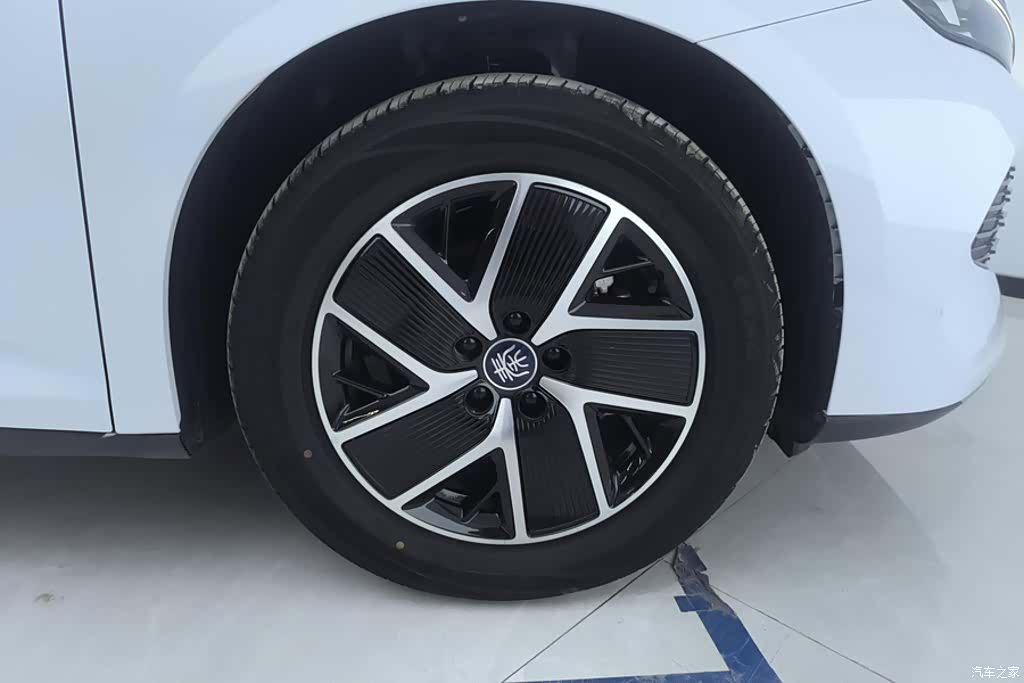 BYD Qin, 2024 6