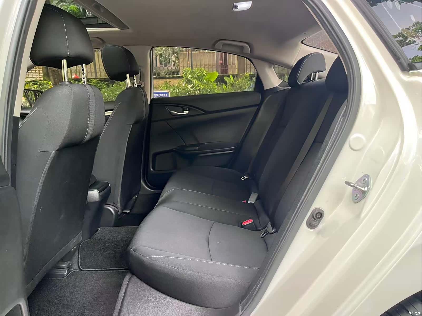 Honda Civic, 2019 12