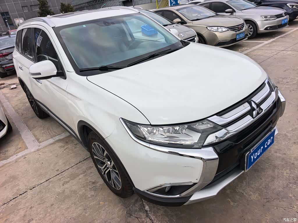 Mitsubishi Outlander, 2017 3