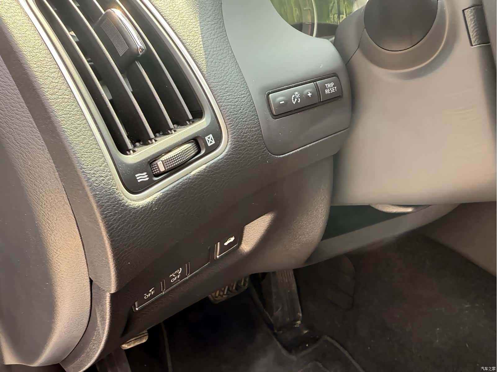 Infiniti Q50L, 2019 8