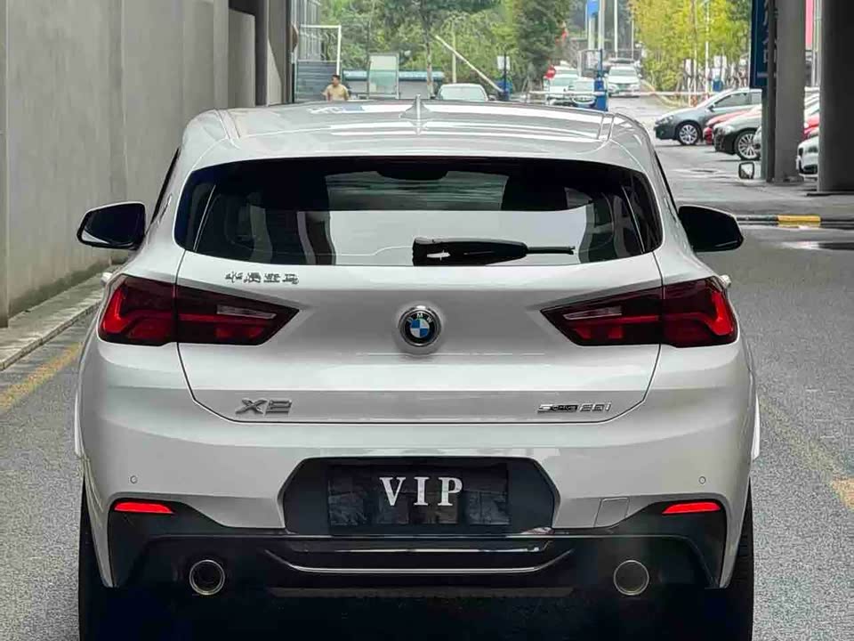 BMW X2