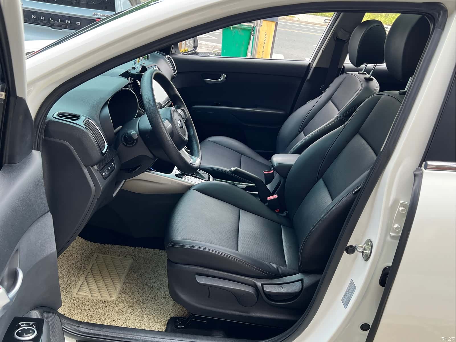 Kia KX3, 2016 4