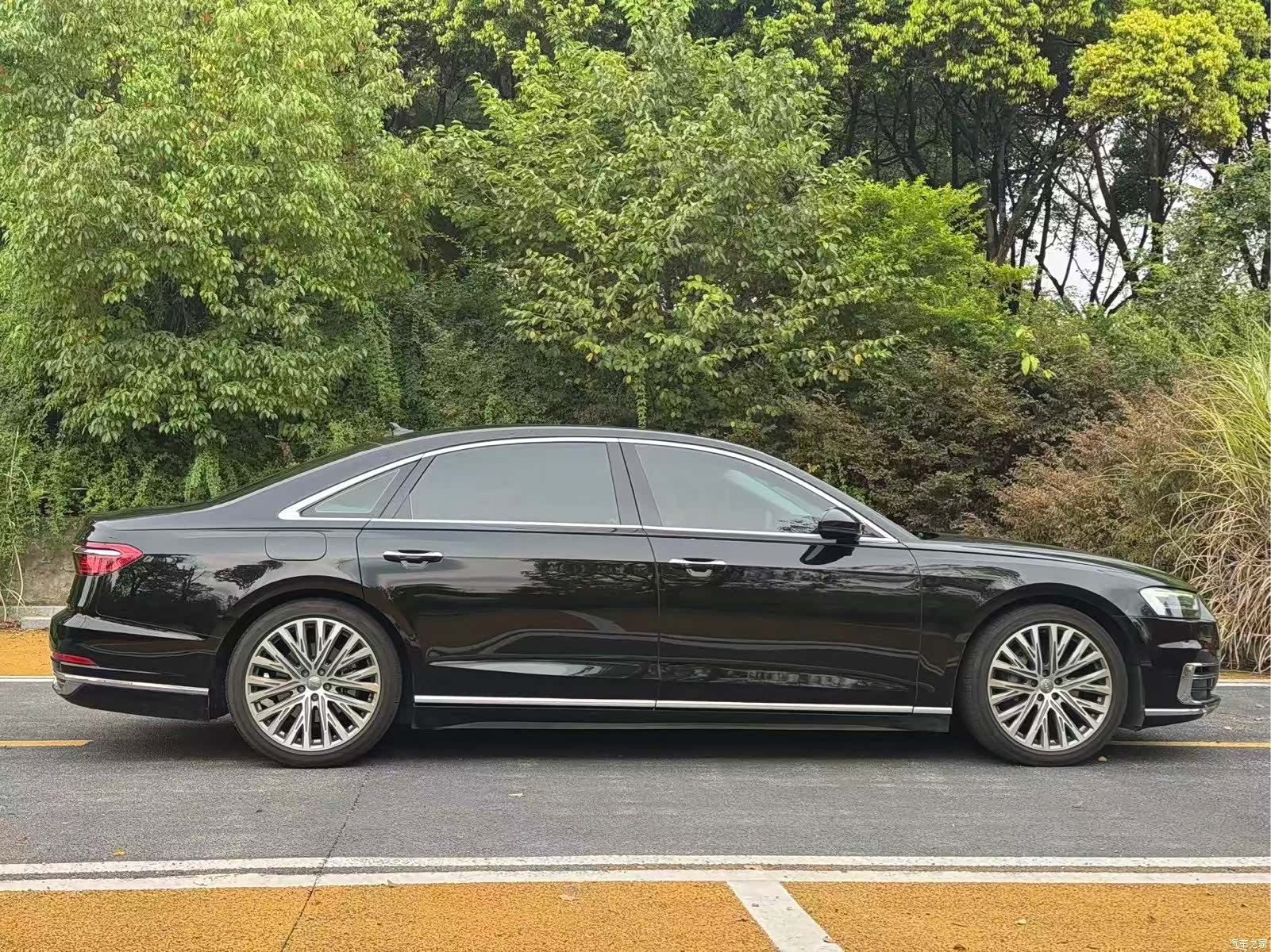 Audi A8L, 2021 14