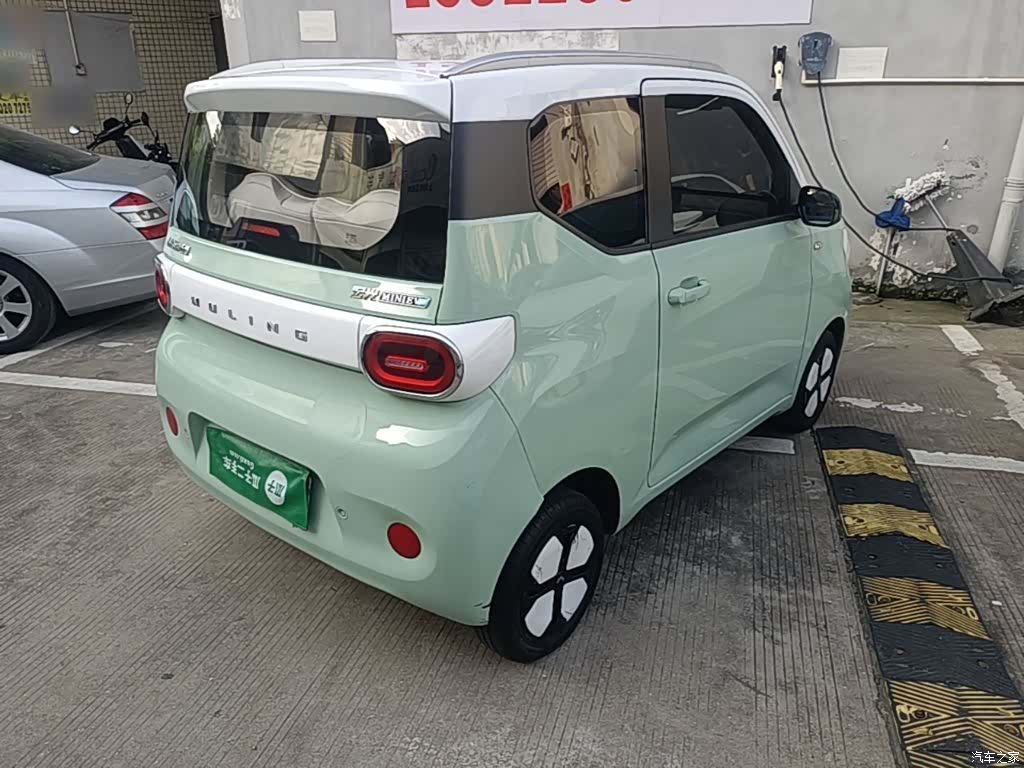 Wuling MINIEV, 2024 7