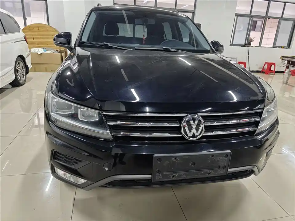 Volkswagen Tiguan L