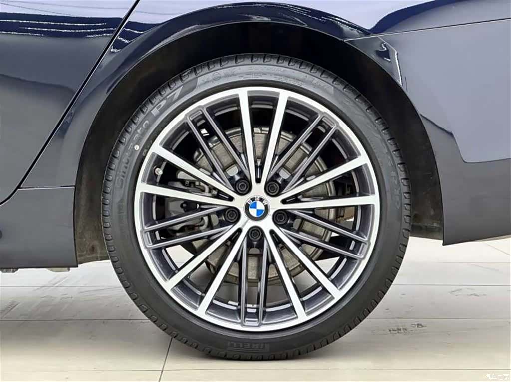 BMW 5 Series, 2020 17