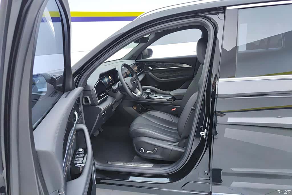 Geely Xingyue L, 2025 9