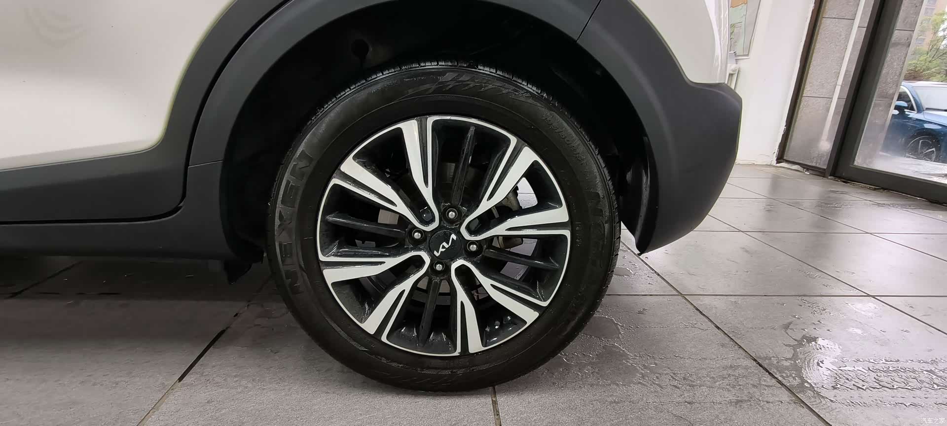 Kia KX1, 2022 4