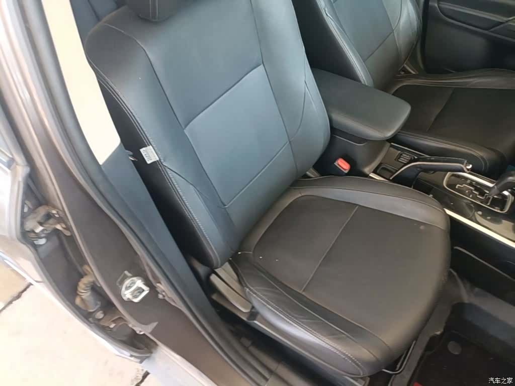 Mitsubishi Outlander, 2017 25