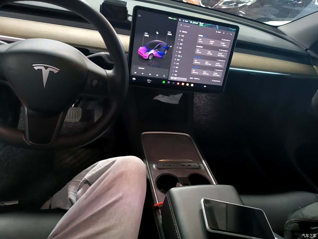 Tesla Model Y, 2023 10