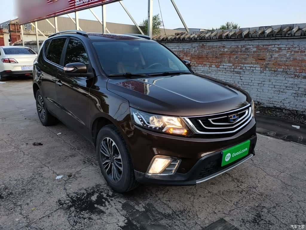 Geely X6, 2017 4