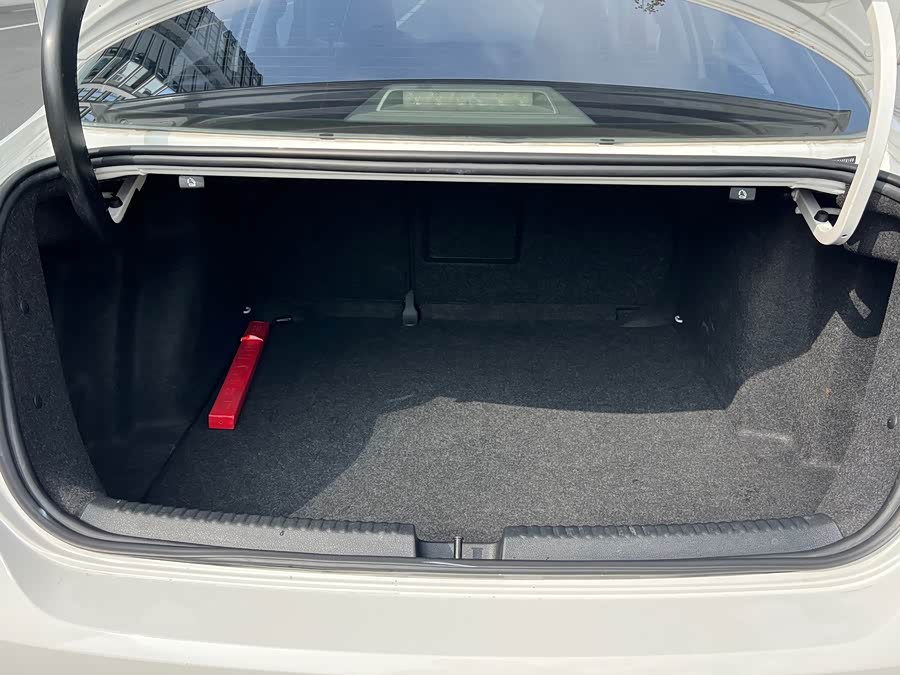 Volkswagen Sagitar 2014, фото 18