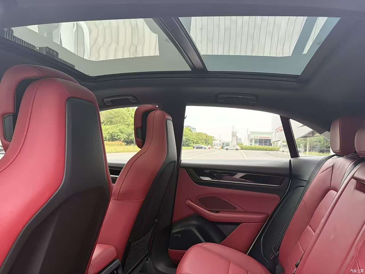 Porsche Macan, 2025 16