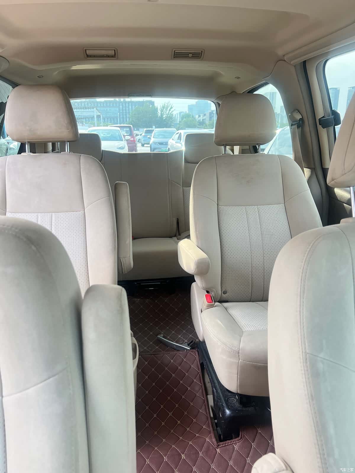 Buick GL8, 2011 9