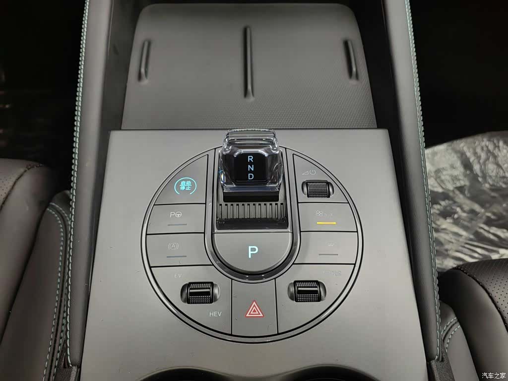 BYD Seal, 2025 13