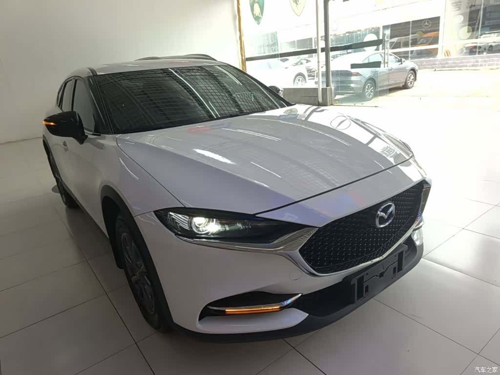 Mazda CX-4, 2020 4