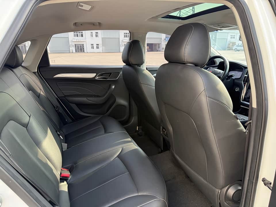 Roewe i6 Roewe i6