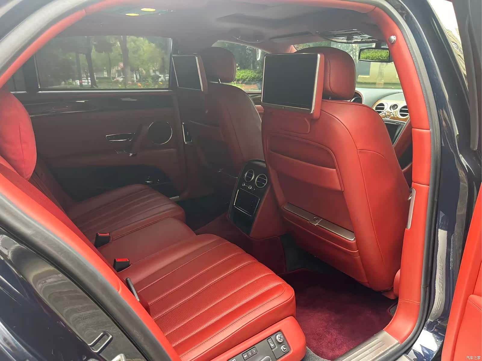 Bentley Flying Spur, 2016 8
