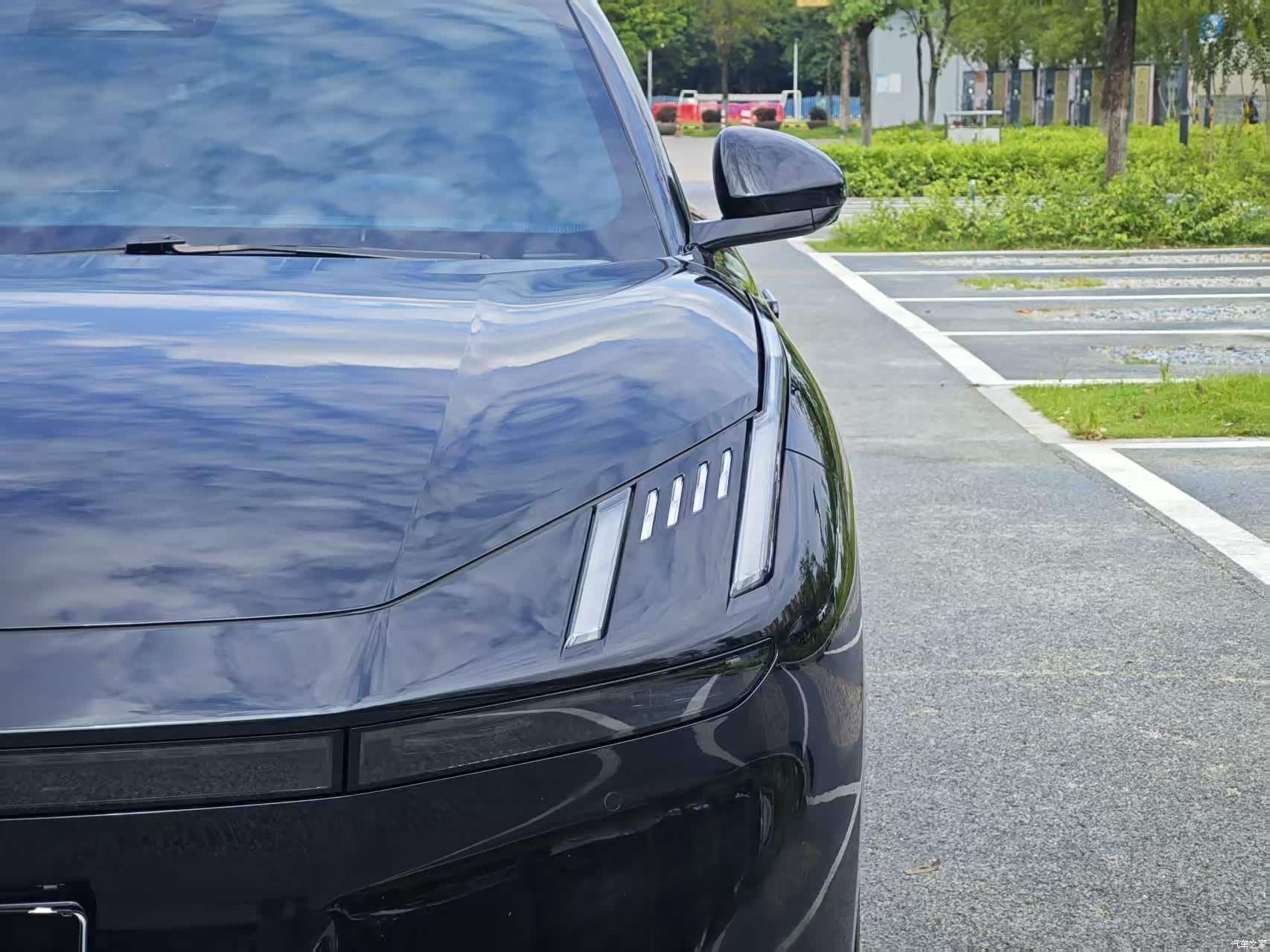Lynk & Co Z10, 2024 4