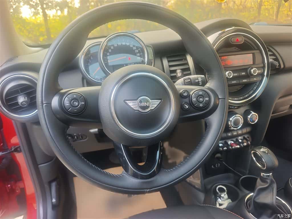 Mini ONE, 2018 3
