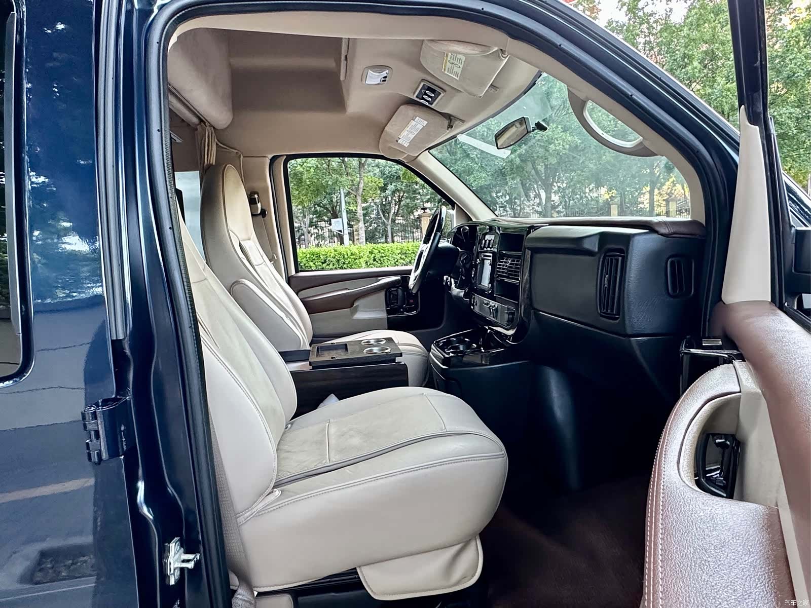GMC SAVANA, 2014 17