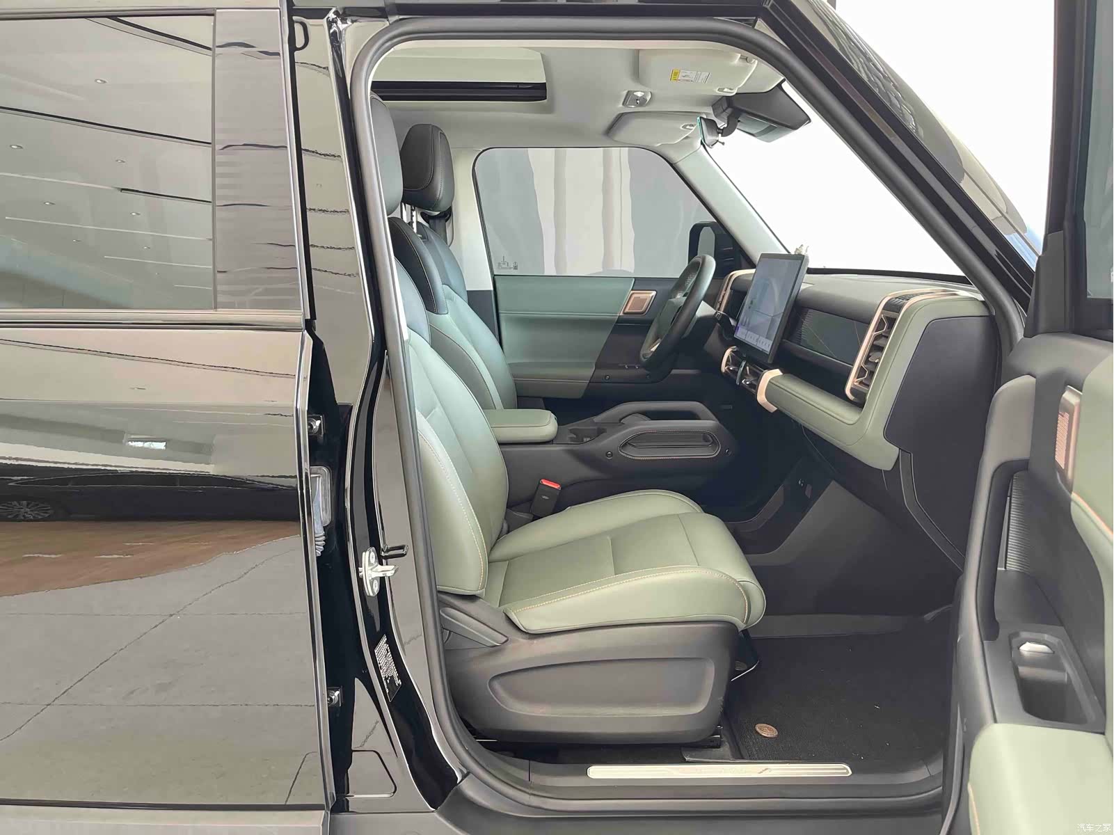 Chery iCAR, 2024 8