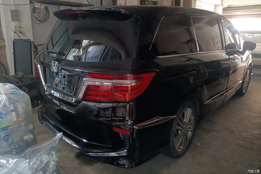 Honda Elysion, 2018 3