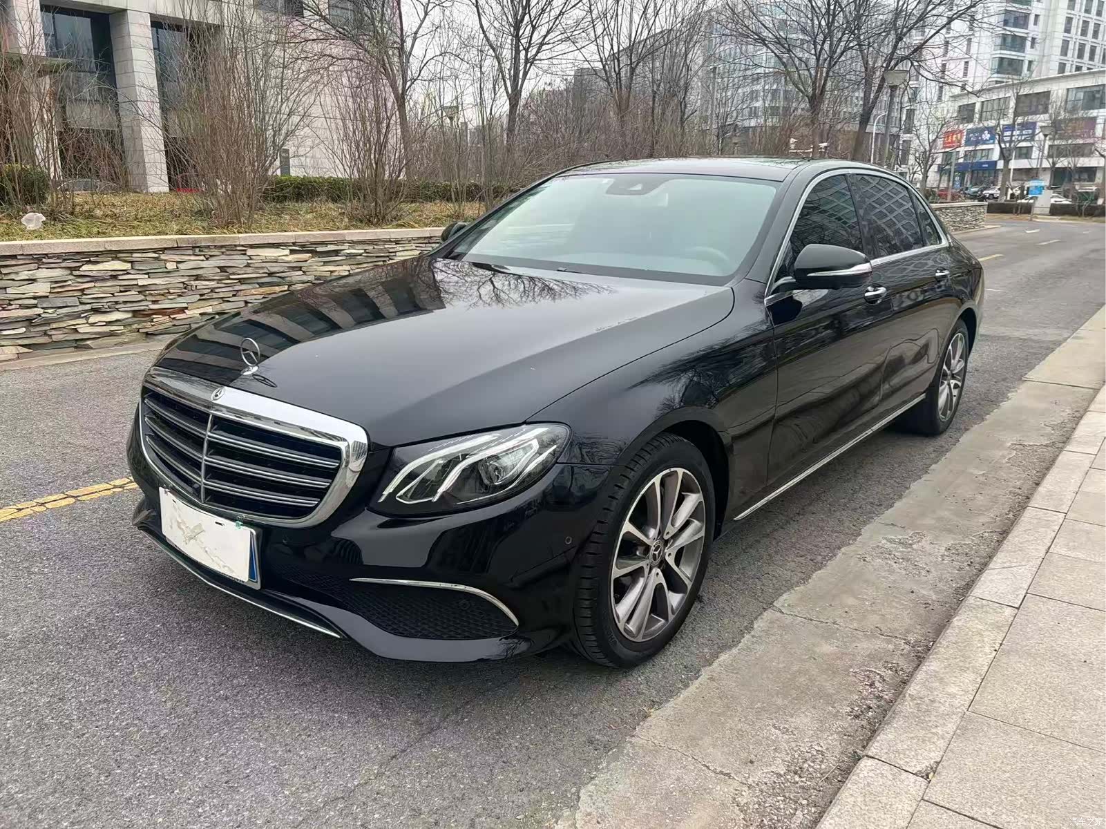 Mercedes-Benz E-Class, 2017 1