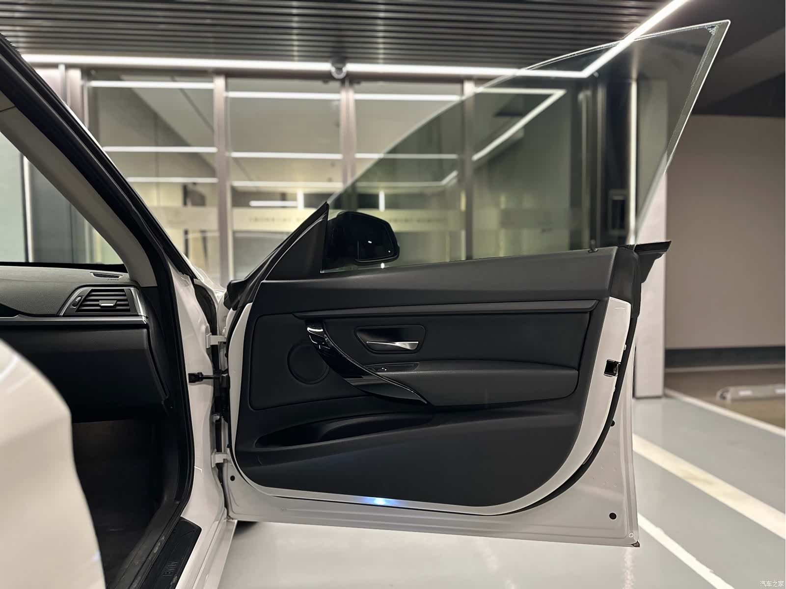 BMW 3 Series, 2018 34