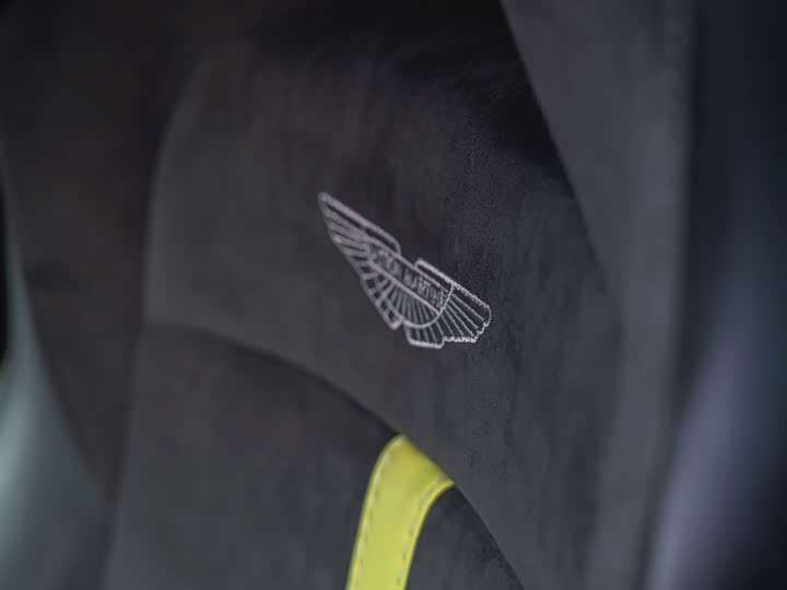 Aston Martin V8 Vantage 2022 4.0T V8 F1 Edition Coupe