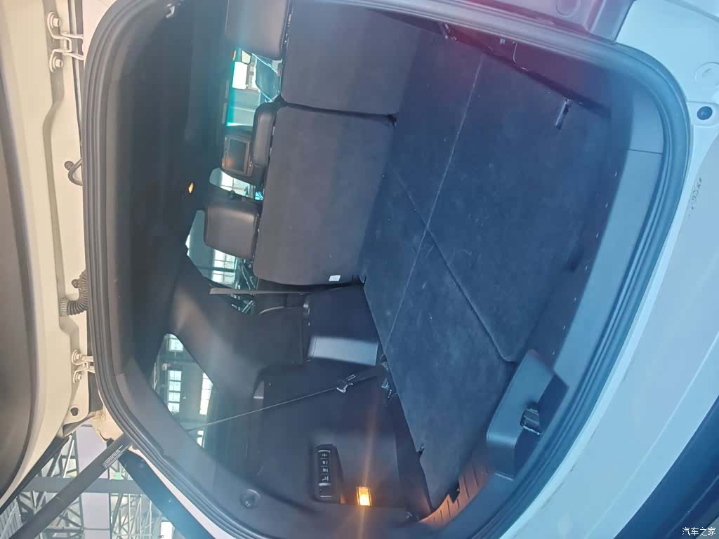 Ford Explorer, 2015 12