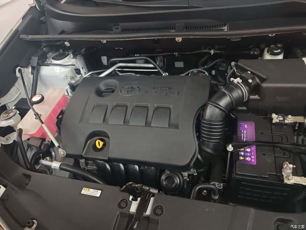 Toyota RAV4, 2016 14