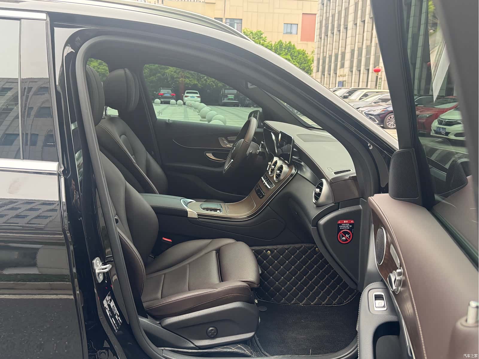 Mercedes-Benz GLC, 2023 23