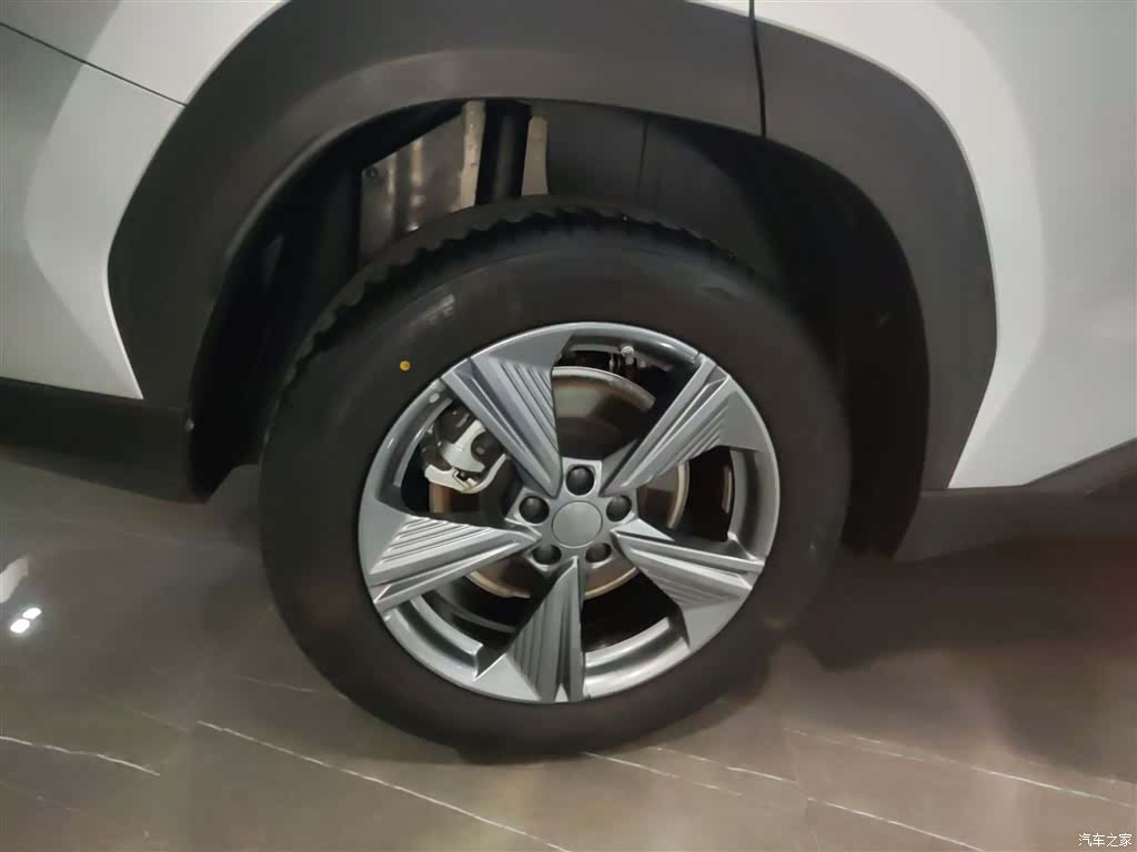 Geely Boyue, 2025 26