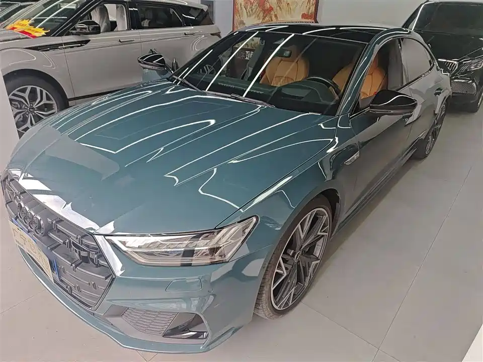 Audi A7L