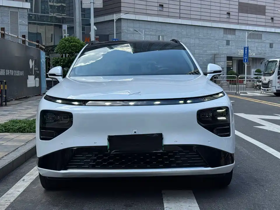 XPENG G9