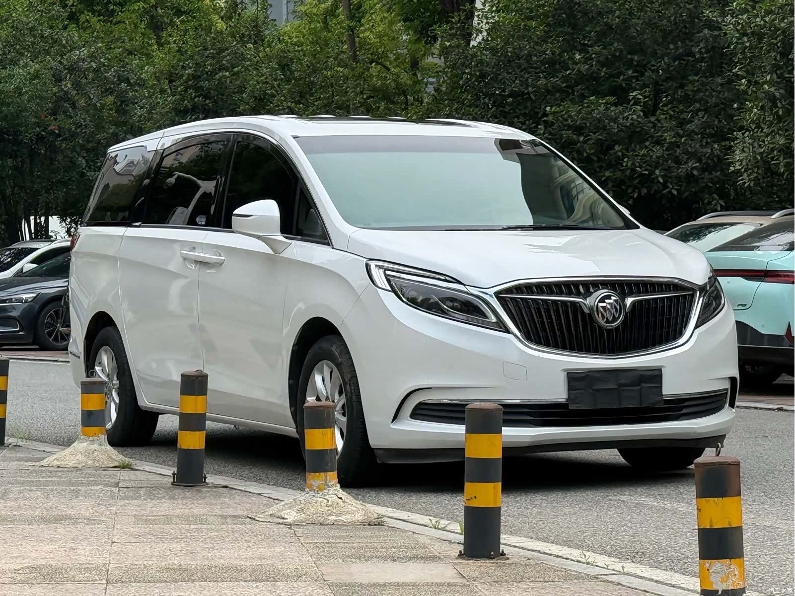 Buick GL8, 2018 2