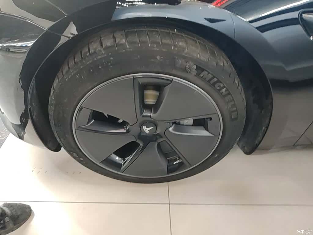 Tesla Model 3, 2023 23