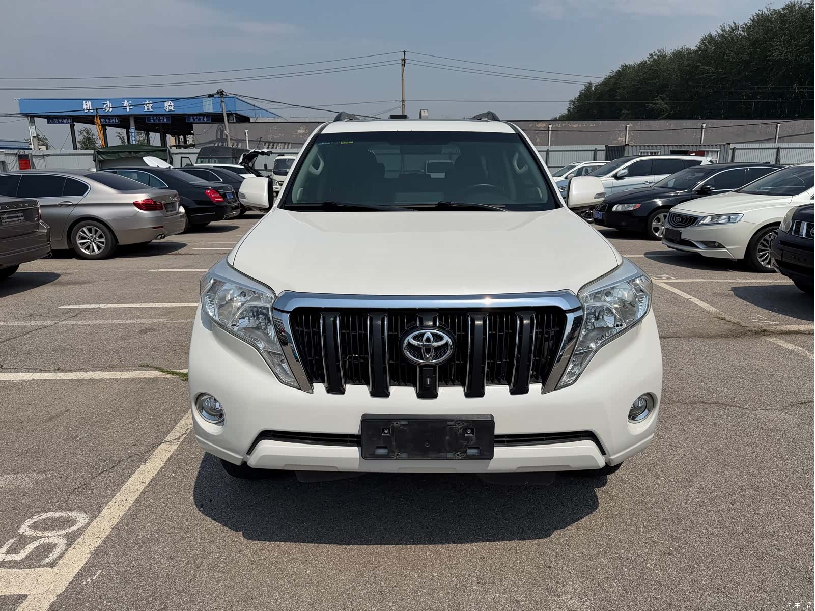 Toyota Prado, 2016 3
