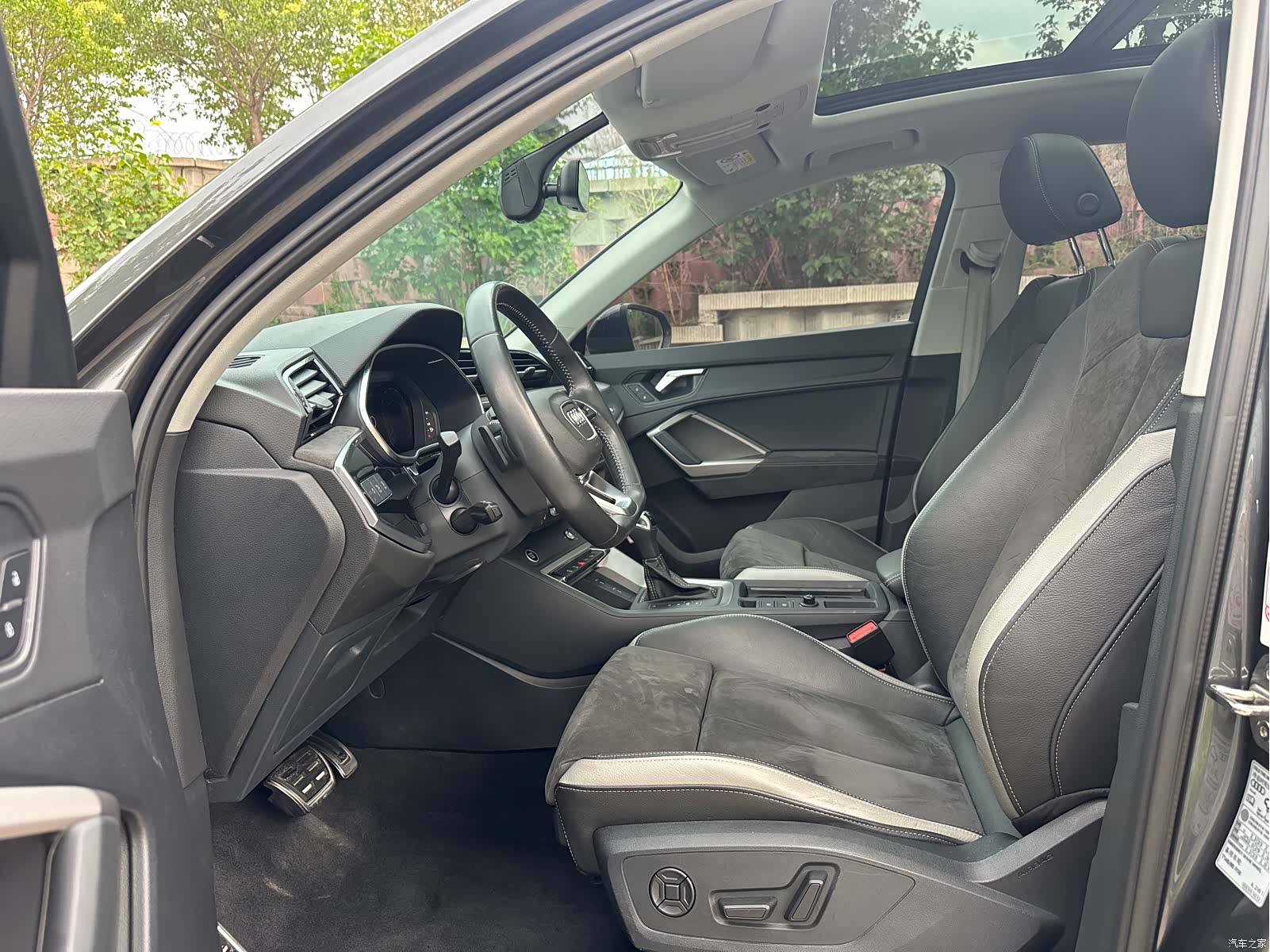 Audi Q3, 2022 4