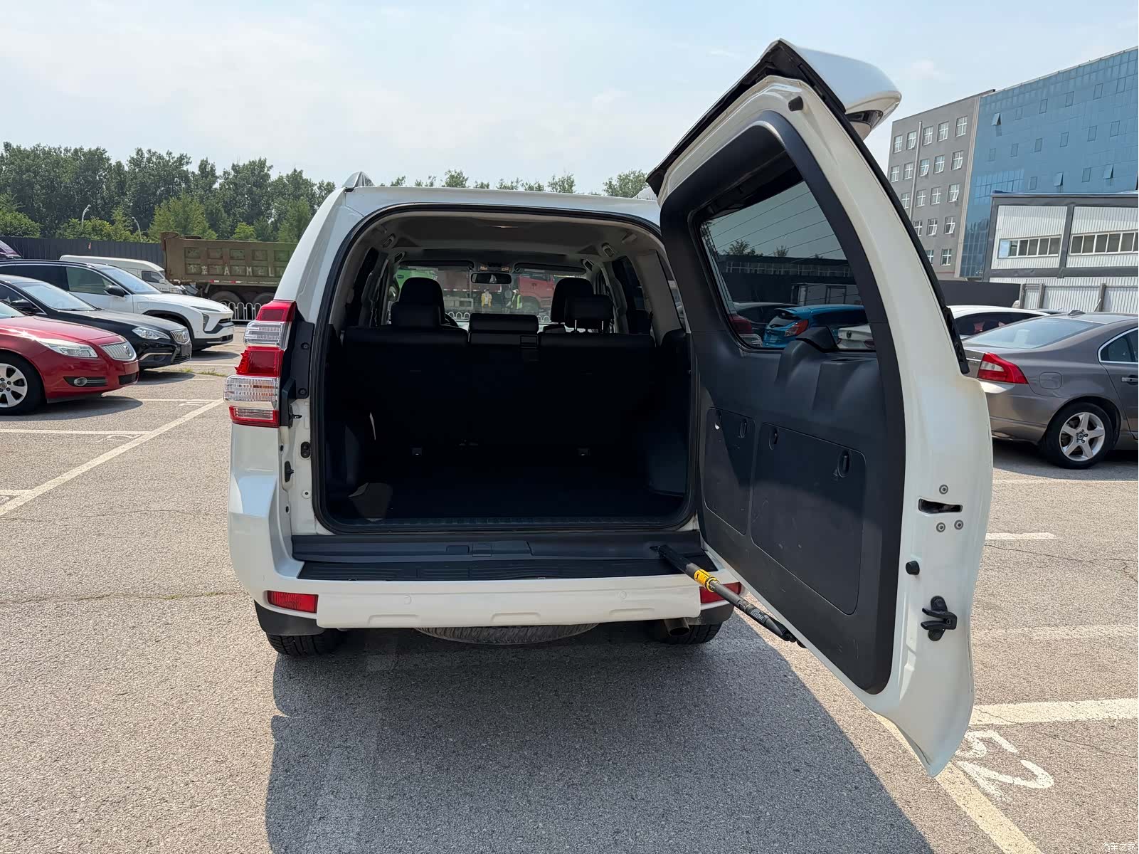 Toyota Prado, 2016 10
