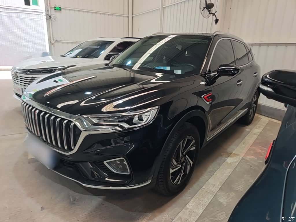 Hongqi HS5, 2023 1