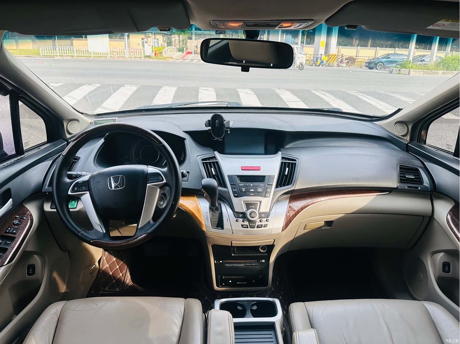 Honda Odyssey, 2014 9