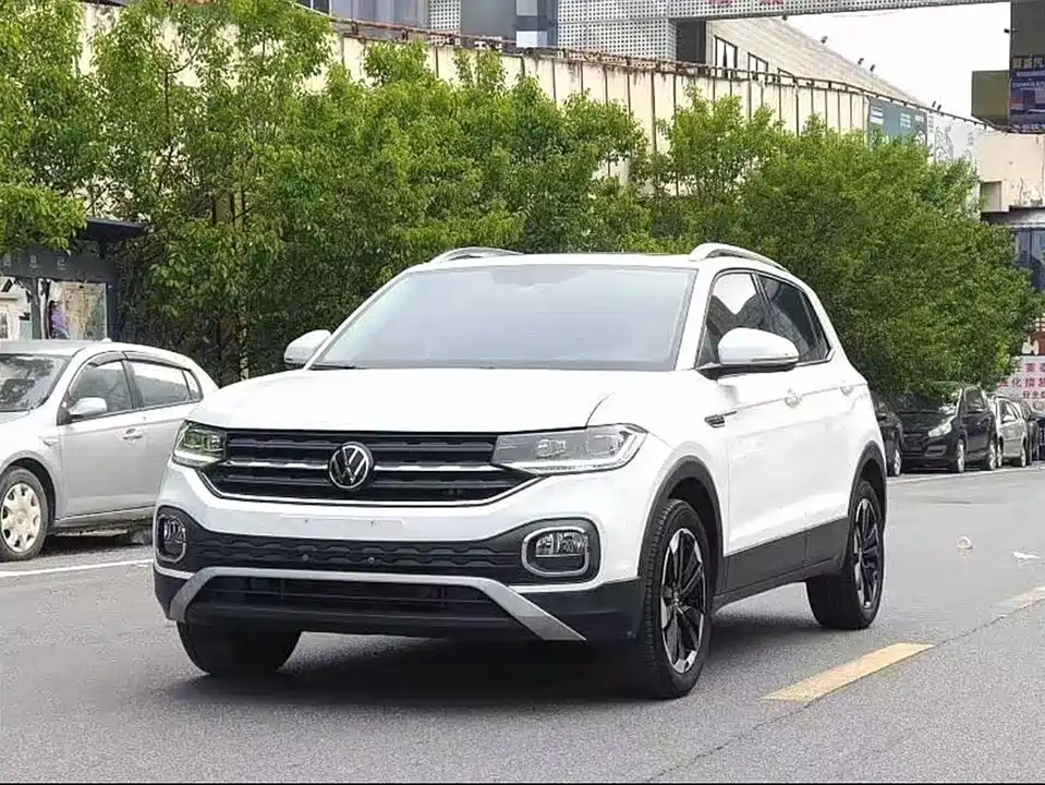 Volkswagen Exploring the shadow