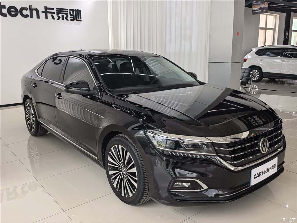 Volkswagen Passat, 2020 3