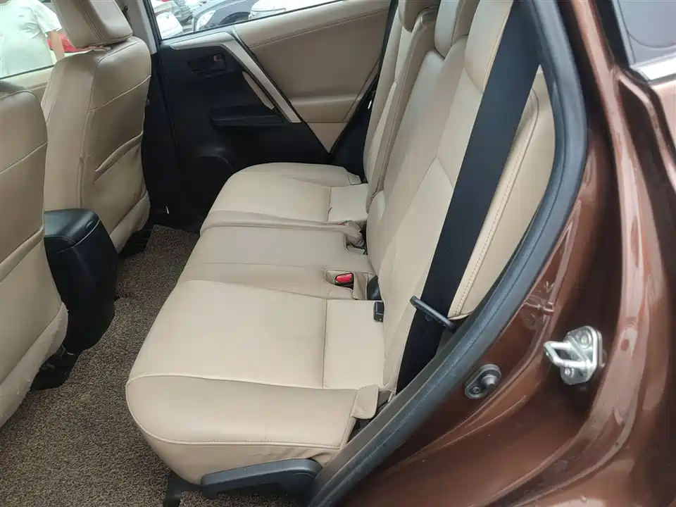 Toyota RAV4 Rongfang