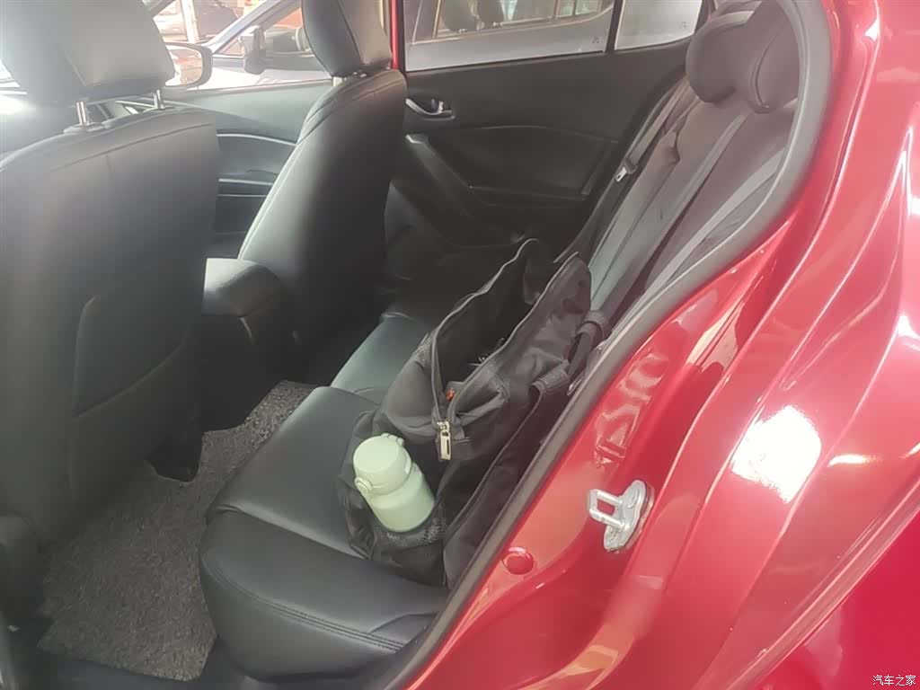 Mazda Mazda3, 2018 17